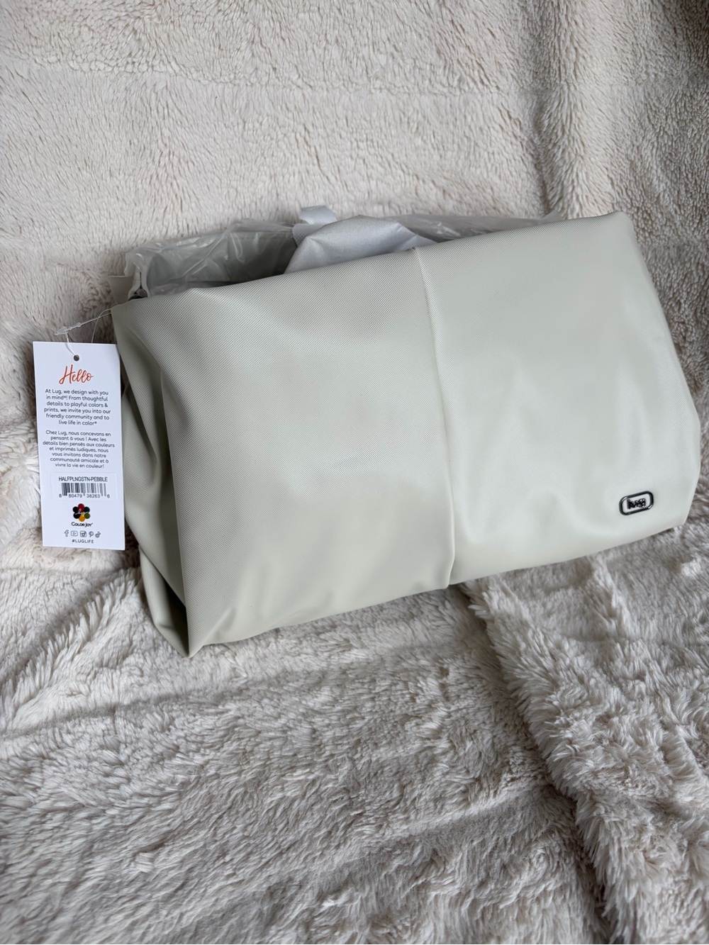 NWT Lug Half Plunge Satin Luxe VL
Crossbody Bag, Pebble